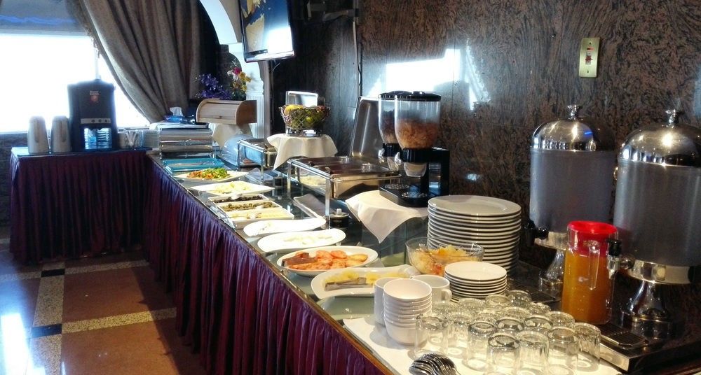 Al Nakheel Hotel 3*